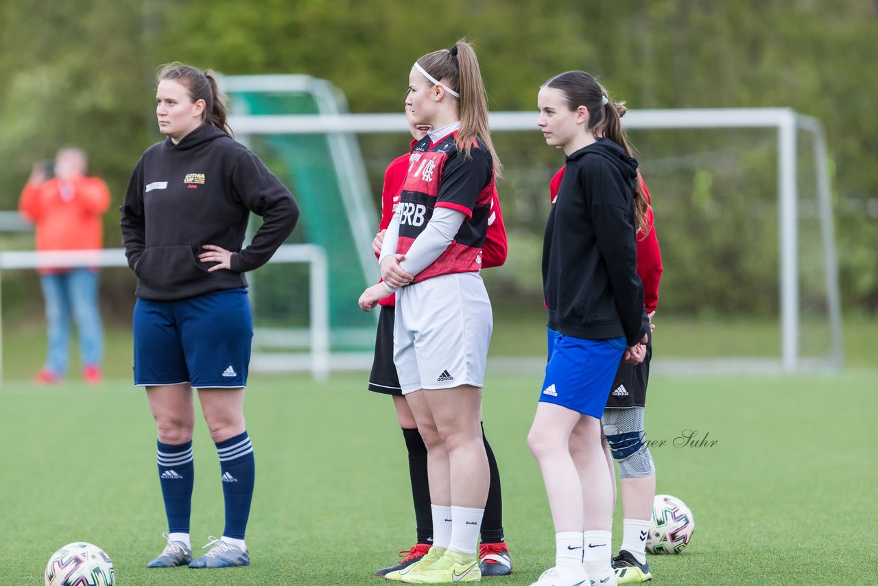 Bild 199 - Co-Trainerin der Frauen Nationalmannschaft Britta Carlson in Wahlstedt